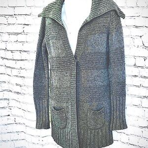 Wool AEO Textured V-Neck Collar Single Button Crocheted Dark Gray Coat